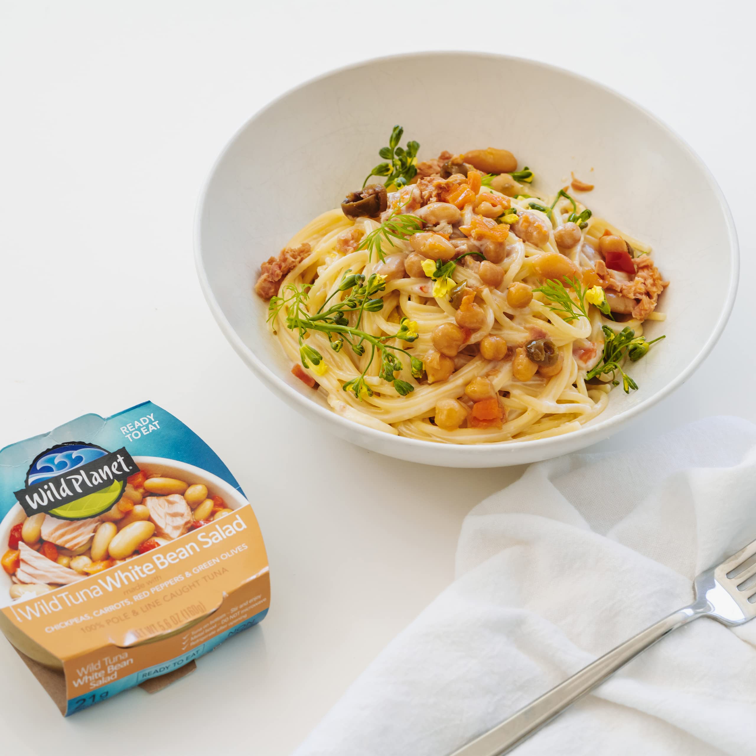 Wild Planet Ready-To-Eat Wild Tuna White Bean Salad With Organic Chickpeas, Carrots, Red Peppers & Green Olives 5.6oz