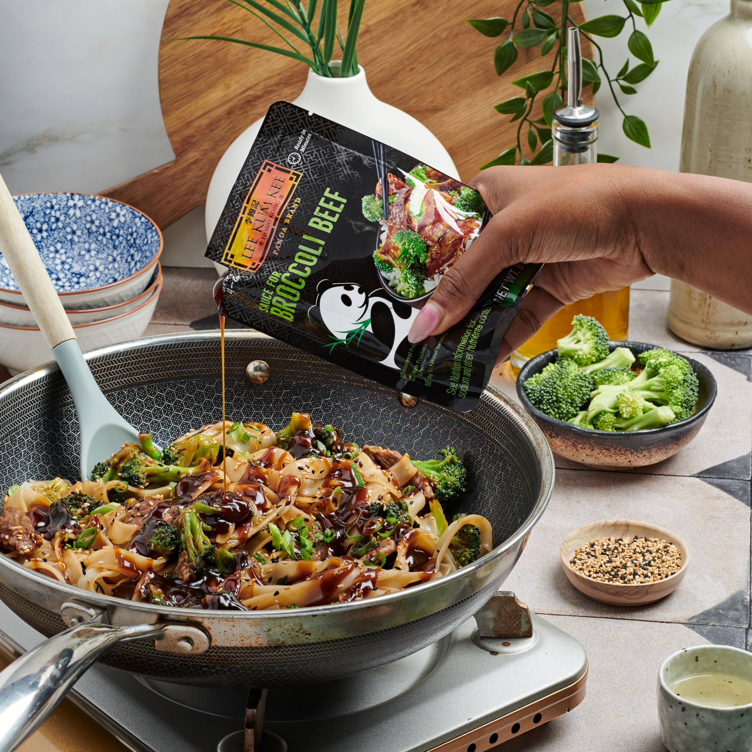 Lee Kum Kee Panda Brand Lettuce Wrap Sauce