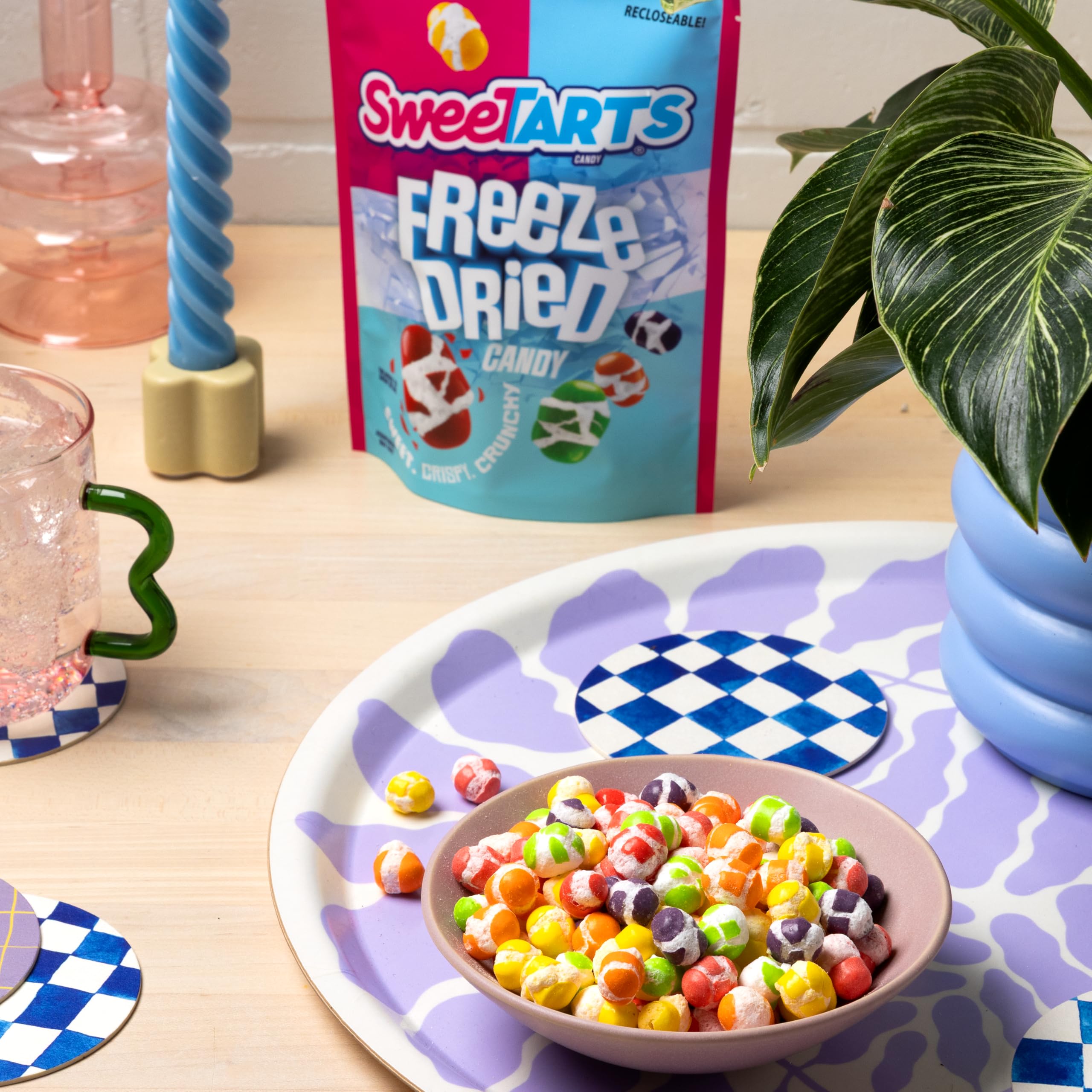 SweeTARTS Freeze Dried Candy, Fruity Flavored, Recloseable Bag 4.0 oz