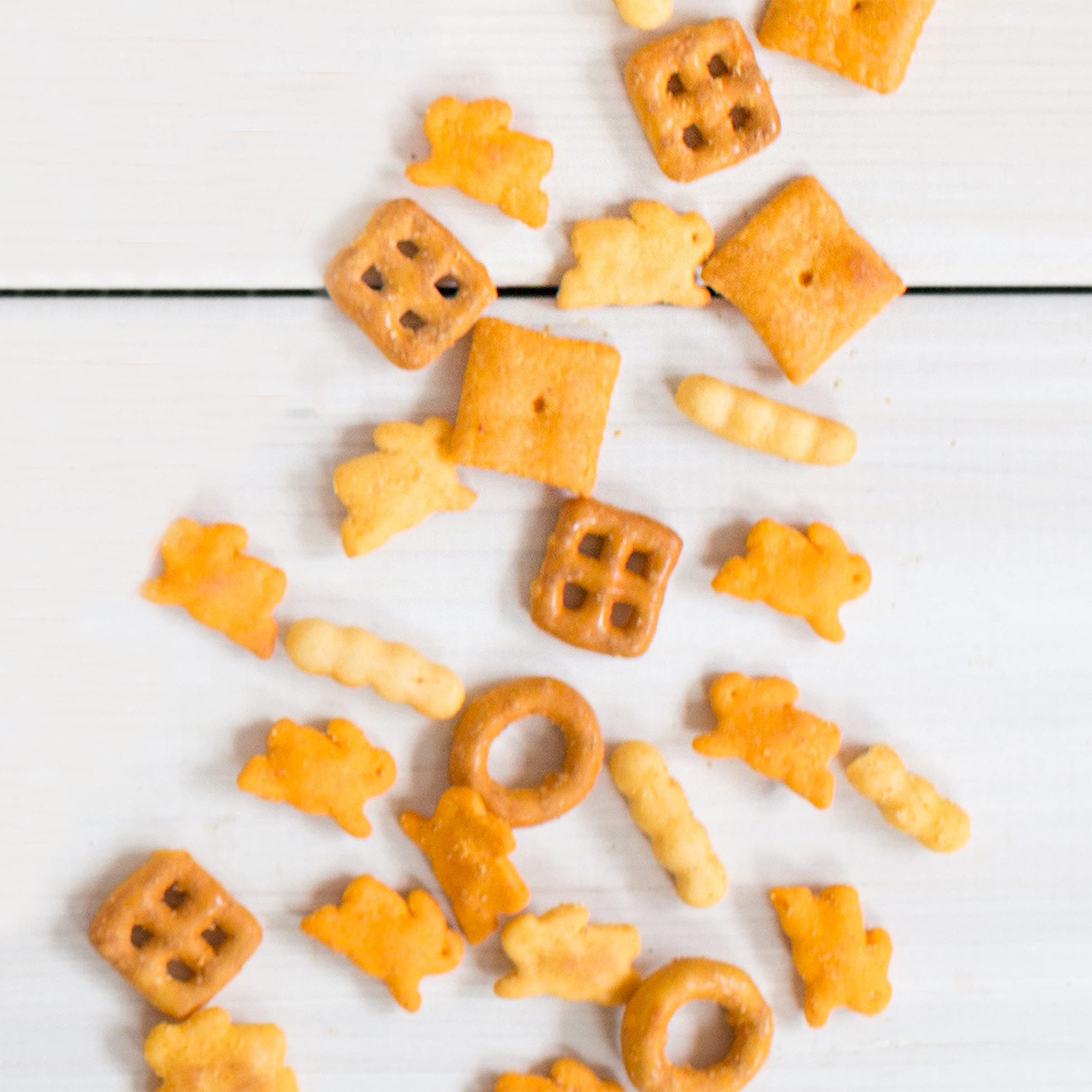 Annie's Cheddar Snack Mix With Assorted Crackers and Pretzels